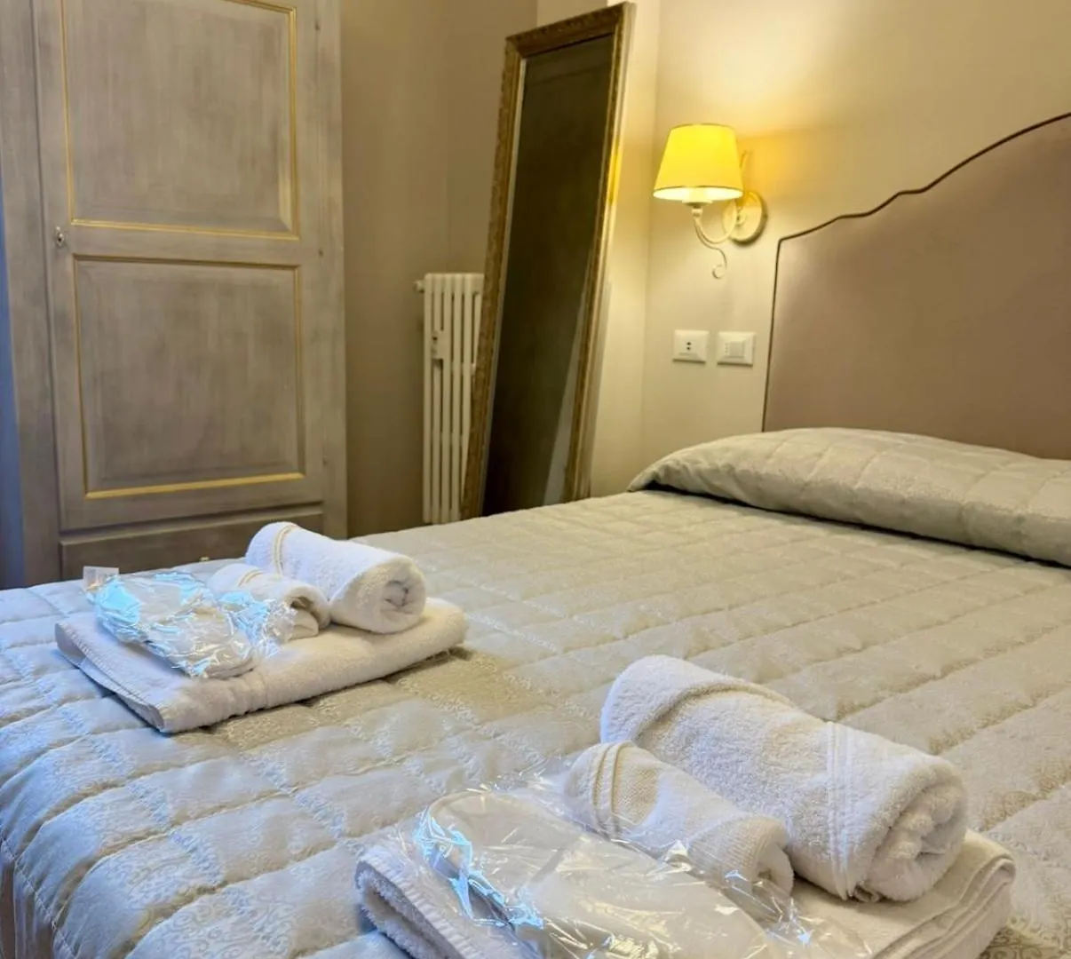 La Boutique By Rjgal B&B Florence Italy