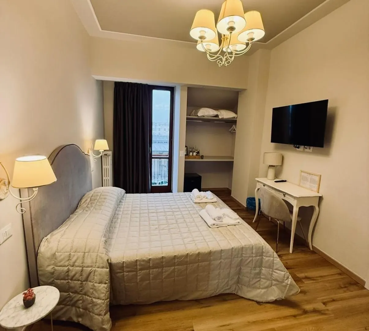 Bed & Breakfast La Boutique By Rjgal B&B Florence